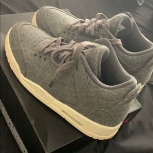 Jordan 3 wool gray